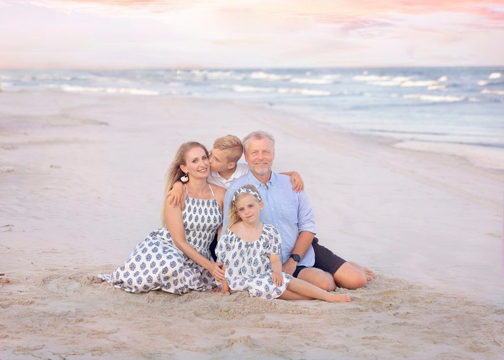 Ocean isle beach family photographer